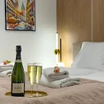 Urban Global Premium - 11th Floor, No 14 - Free Garage *