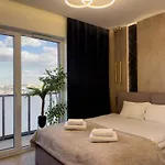 Urban Global Premium - 11th Floor, No 14 - Free Garage 카토비체