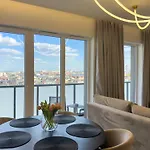 Urban Global Premium - 11th Floor, No 14 - Free Garage Apartman Katowice