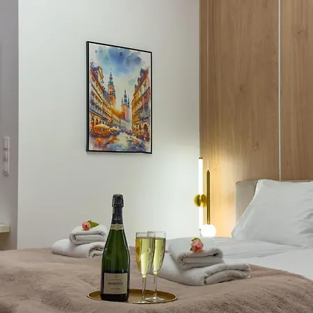 Urban Global Premium, 11th Floor, No 14, Free Garage, Self Check-in, No Deposit *