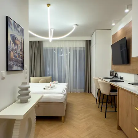 Urban Global Premium - 11th Floor, No 14 - Air Condition - Balcony - Free Garage Апартаменты Катовице