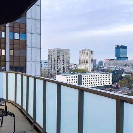 Apartmán Urban Global Premium, 11th Floor, No 14, Free Garage, Self Check-in, No Deposit