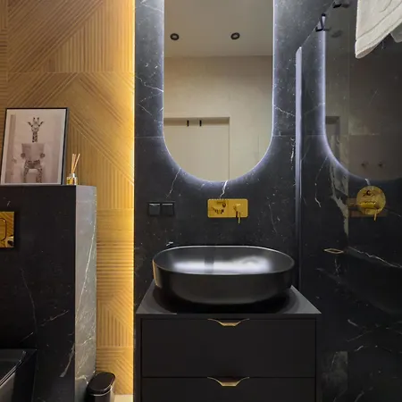 Apartmán Urban Global Premium, 11th Floor, No 14, Free Garage, Self Check-in, No Deposit