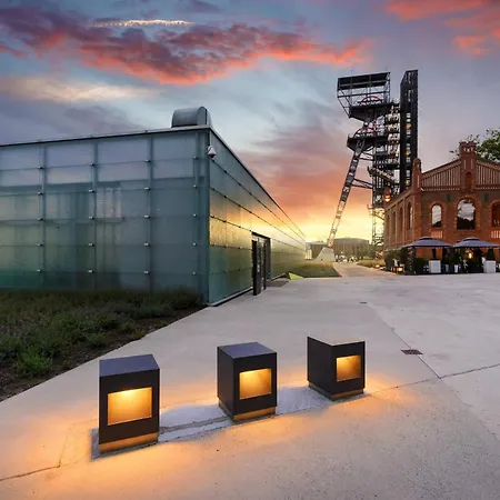 Urban Global Premium, 11th Floor, No 14, Free Garage, Self Check-in, No Deposit * Katovice