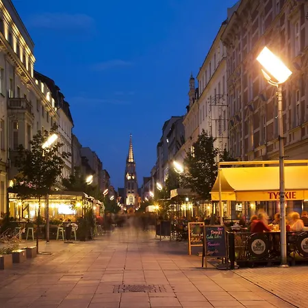 Urban Global Premium, 11th Floor, No 14, Free Garage, Self Check-in, No Deposit Apartmán Katovice