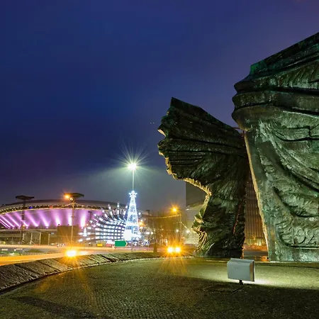 Apartmán Urban Global Premium, 11th Floor, No 14, Free Garage, Self Check-in, No Deposit