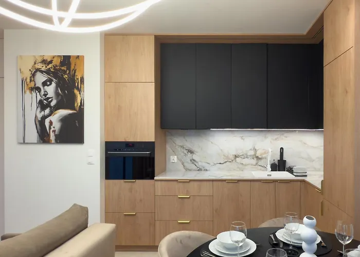 Urban Global Premium, 11th Floor, No 14, Free Garage, Self Check-in, No Deposit