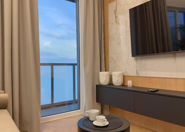 דירה Urban Global Premium, 11th Floor, No 14, Free Garage, Self Check-in, No Deposit קטוביץ