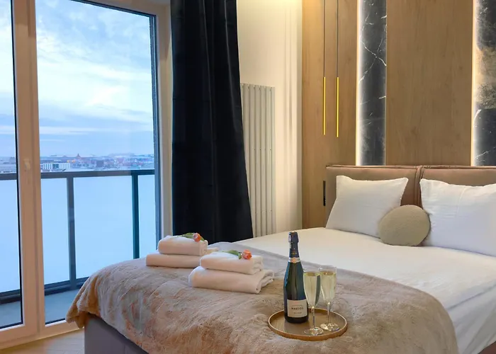 Urban Global Premium, 11th Floor, No 14, Free Garage, Self Check-in, No Deposit Katowice