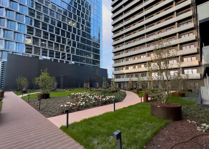 Urban Global Premium, 11th Floor, No 14, Free Garage, Self Check-in, No Deposit *